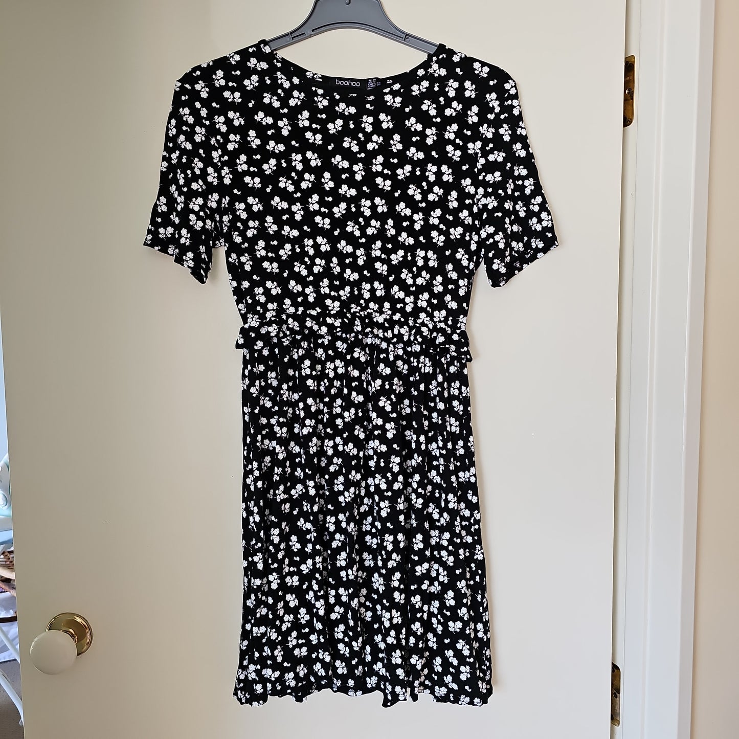 Boohoo Black & White Floral Dress