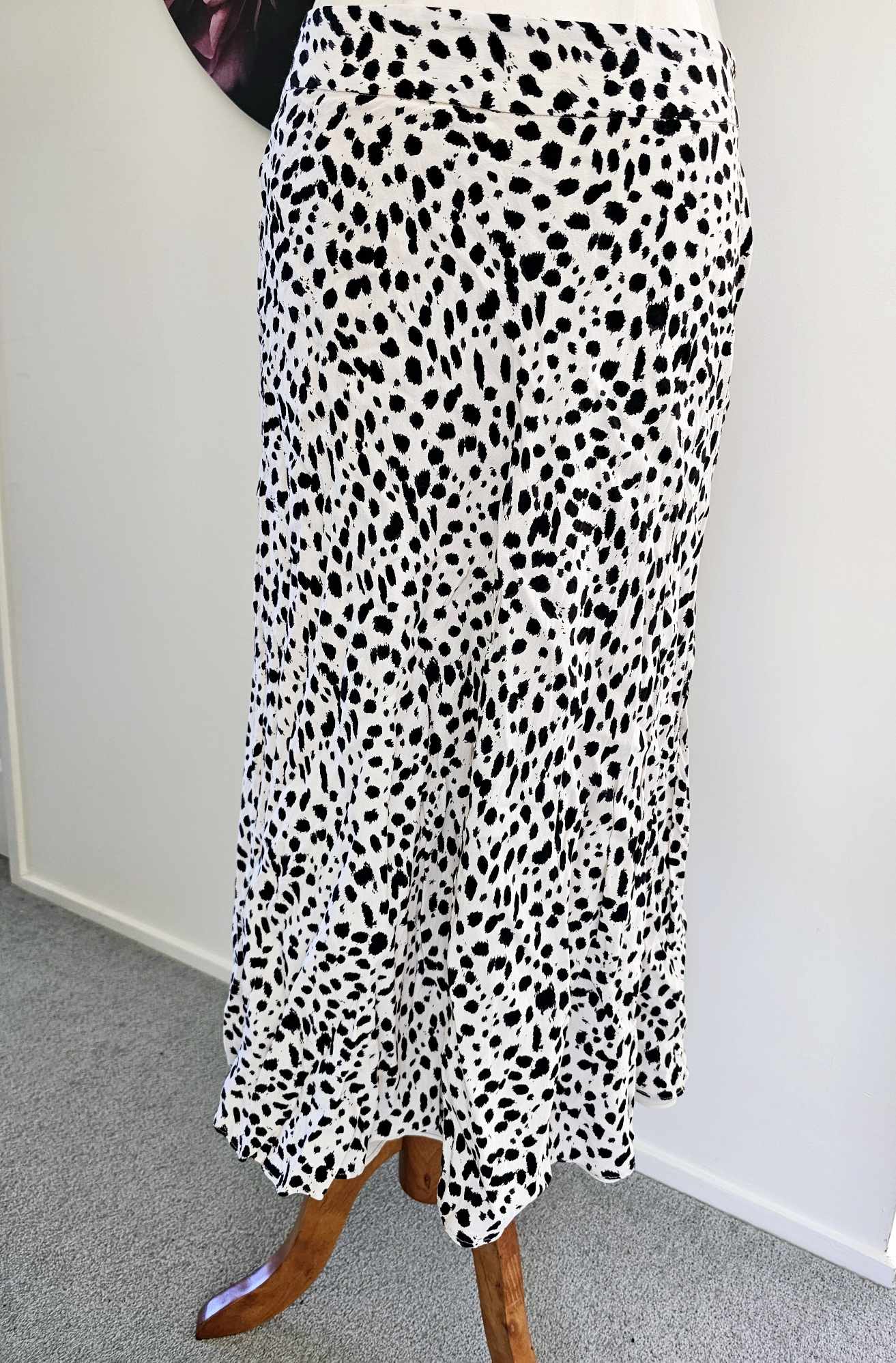 Witchery leopard skirt