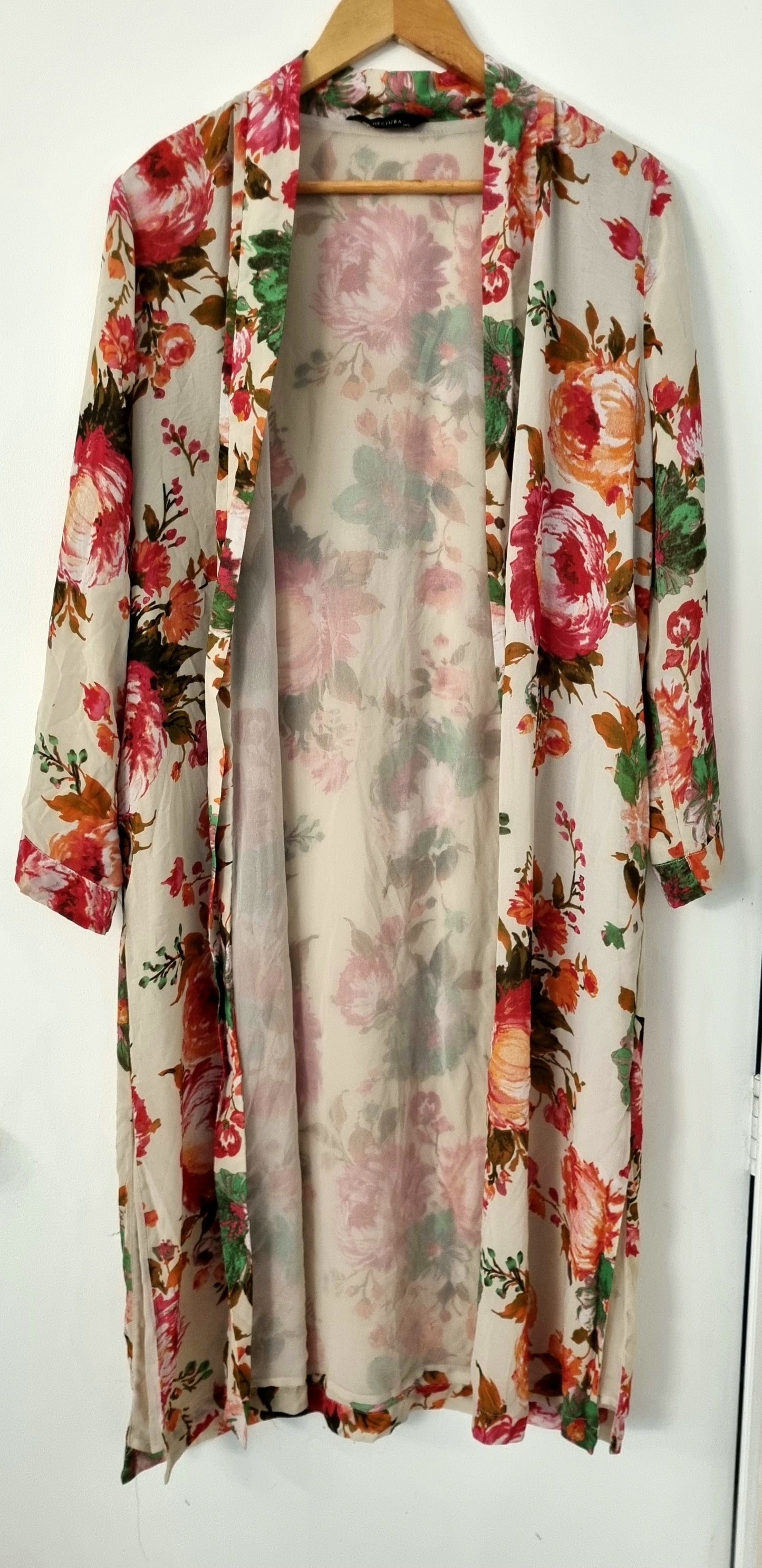 Decjuba Floral Kimono